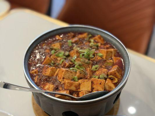 酸菜鱼 每次必点!太好吃了!麻婆豆腐和米饭绝配!钵钵鸡不是每次来都能吃到哦 哈哈 一定来吃!