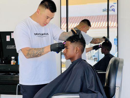 Dexterous Barber Lounge