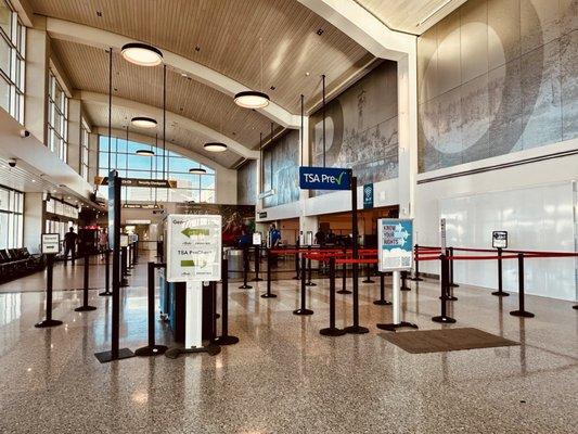 Spokane International Airport (GEG)