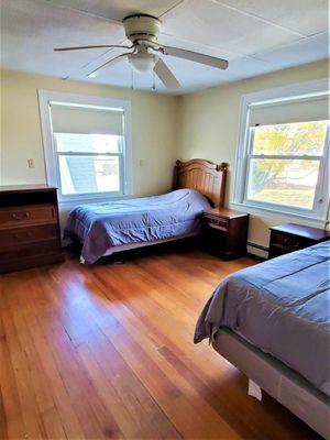 Kayaly-Beechwood Men's Sober House: Vanderburgh Sober Living