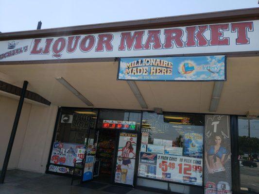 Michaels Liquor Market