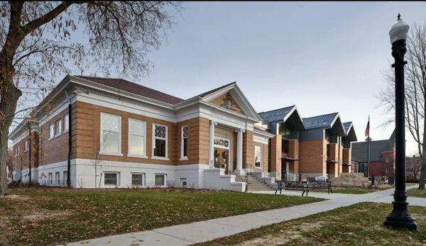 Baraboo Public Library