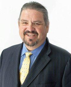 Farmers Agent Alberto Ocon