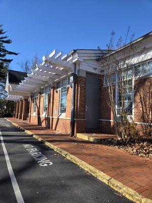 Westbury Memorial Public Library