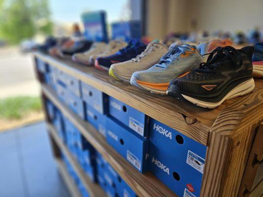 Elliott's Boots Shoes & Sandals