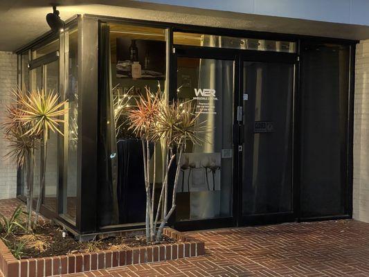 Wholesale 2 Retail Fragrances 4 Less