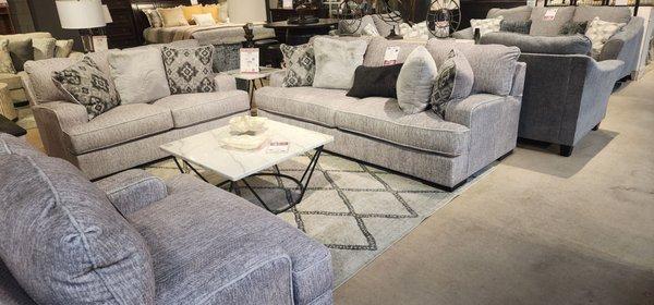 American Furniture Galleries | Folsom