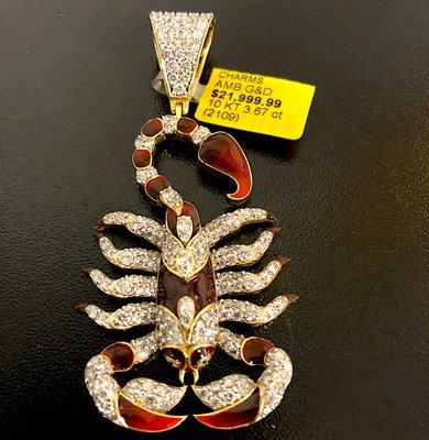 New York Jewelry in Durham, North Carolina, offers custom diamond, gold, and silver jewelry for men and women for all occasions.