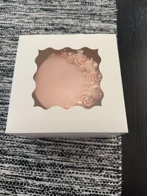 Cake of the month - lemon cake with strawberry buttercream