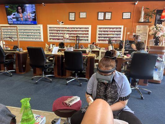 Quick pedicure and fill in