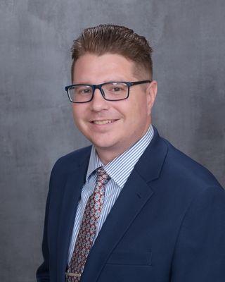 Edward Jones - Financial Advisor: Quinton Hanson