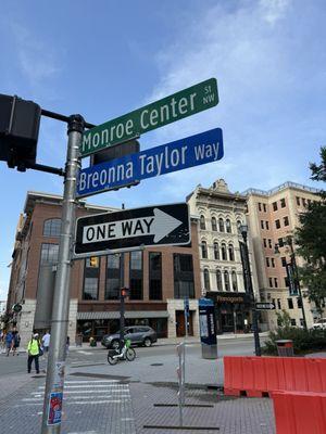 Rosa Parks Circle and Breonna Taylor Way