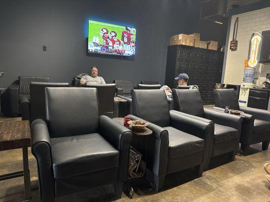 2nd Street Cigars LLC