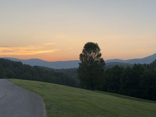 R-Ranch In the Mountains
