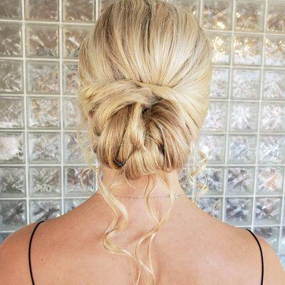 About Faces Day Spa & Salon