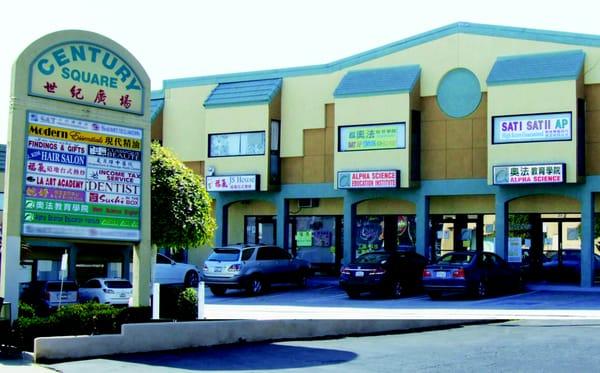 9465 Las Tunas Dr.
Temple City, CA 91780