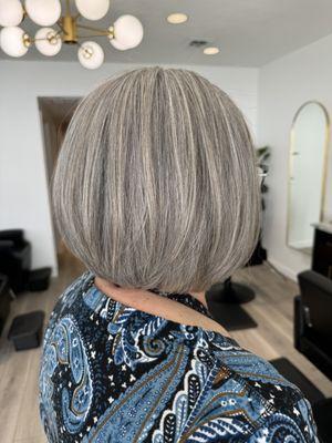Freshen up her bob.