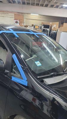 Windshield instalation and vent glass