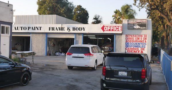 Esparza Auto Body & Paint