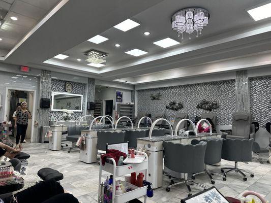 Novo Nails And Spa