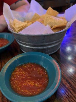Chips & salsa
