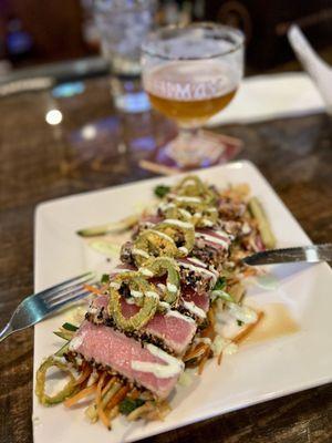 Six Feet Under Pub & Fish House - Cheshire Bridge