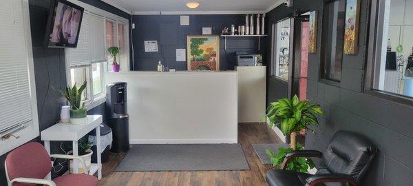 POPULAR MUFFLERS & BRAKES