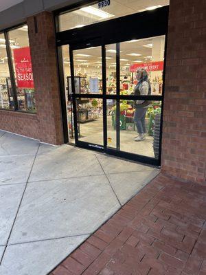 Banners Hallmark Shop