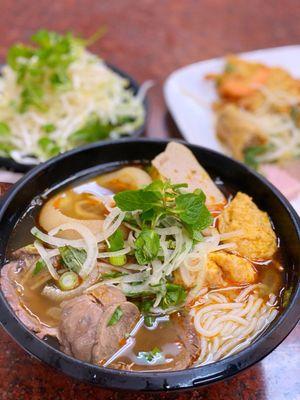 Bánh Cuốn Hồng Hạnh