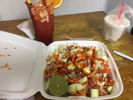 Dorilocos si que que están locos !pepino cueritos cacahuates churritos verdura muy buenos