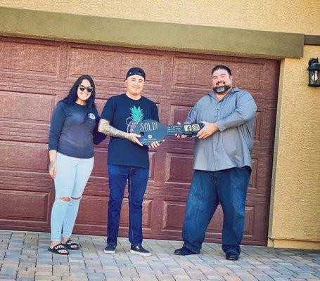 Happy customers make a happy realtor