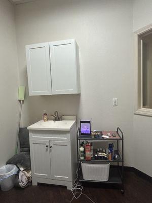 Heavenly Hands suite 119 in Phenix Salon Suite in Tustin, Ca by appointment only thank you