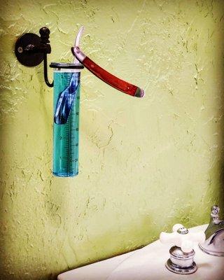 Lincoln's Out of this World Barbershop and Bizarre