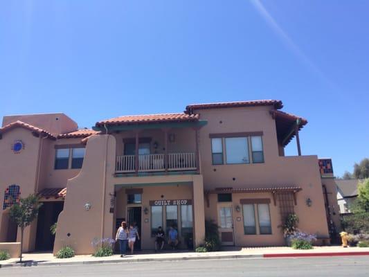 Family Threads Quilt Shop