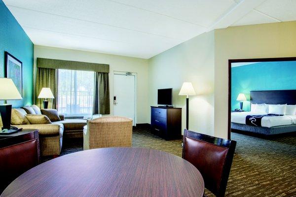 La Quinta by Wyndham Sarasota - I75