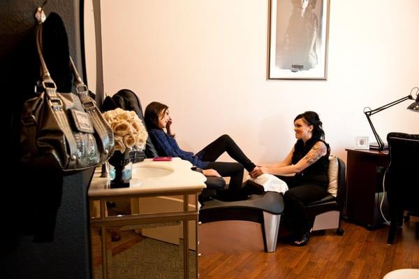 Phenix Salon Suites
