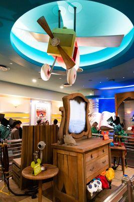 Mickey & Minnie's Runaway Railway