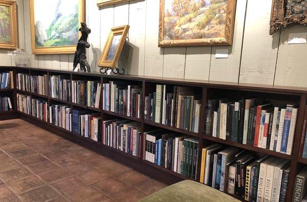 Lost Horizon Bookstore