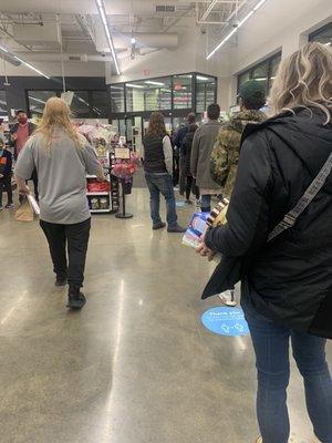 About 15 people in line as usual. Other employees aimlessly wandering around. This has got to be the worst Walgreens ever.