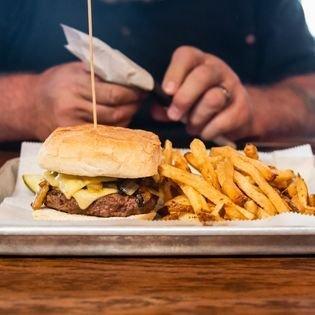 Buffalo Mo's Tap & Grill