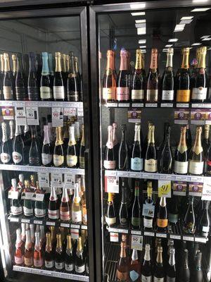Chilled sparkling wine selection