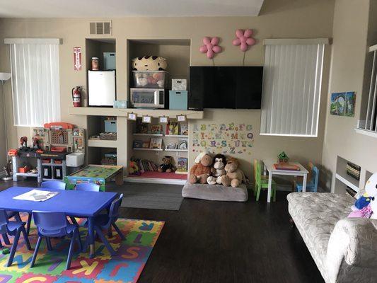 Growin'Up Home Daycare