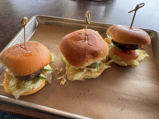 California sliders with avocado