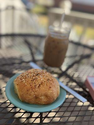 Philosopher's Cup Everything Bagel