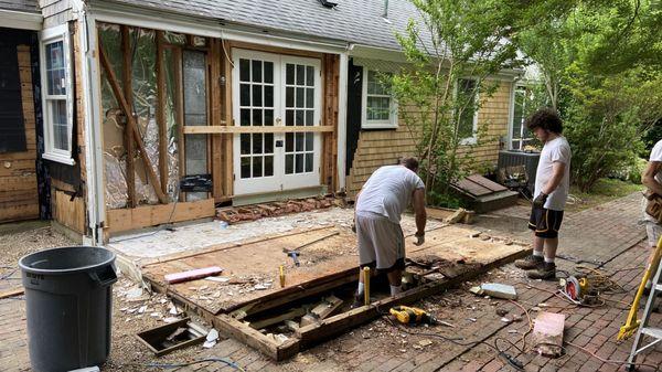 John's Demolition and Debris Removal