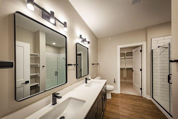 Shore Acres Apartments