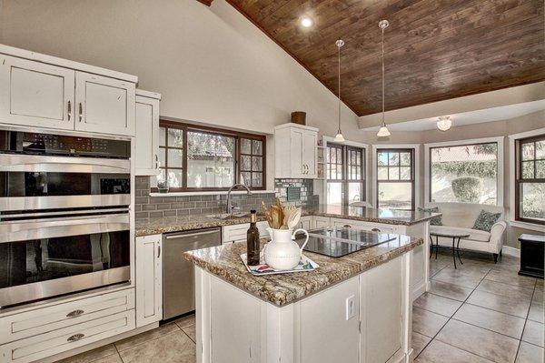 Professional photos will always showcase your home.