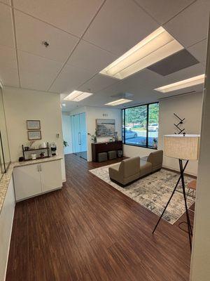 Waiting Room at Mosaic Virginia Herndon.