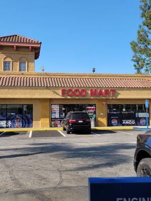 Mini Mart of Arco Downey