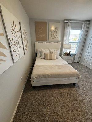 Miriam Barraza - Keller Williams Realty